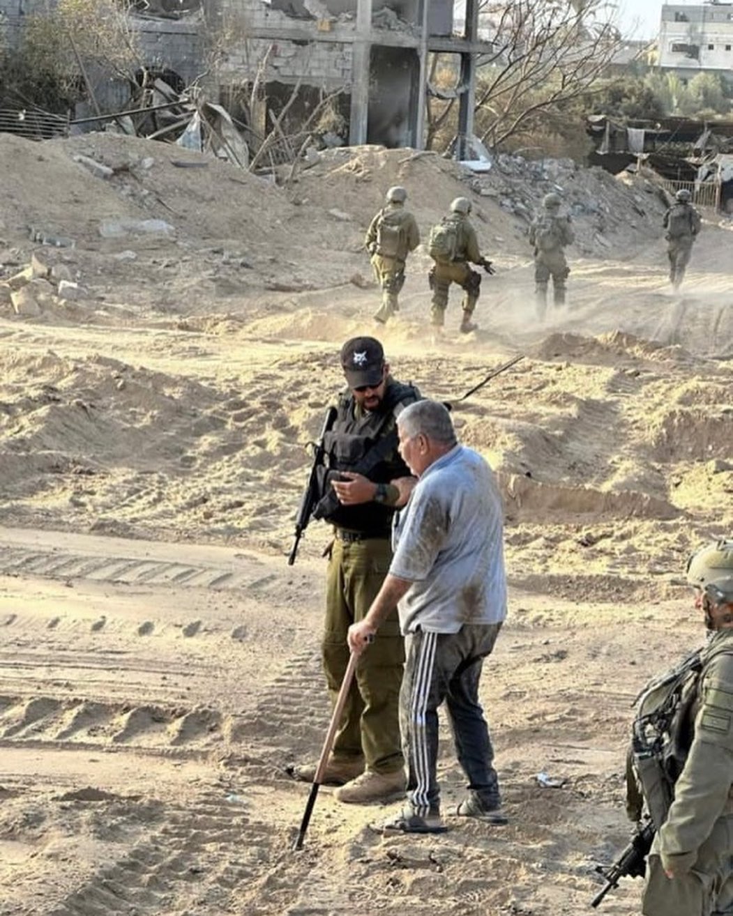 Israeli forces kill Palestinian man after staged safe passage photo