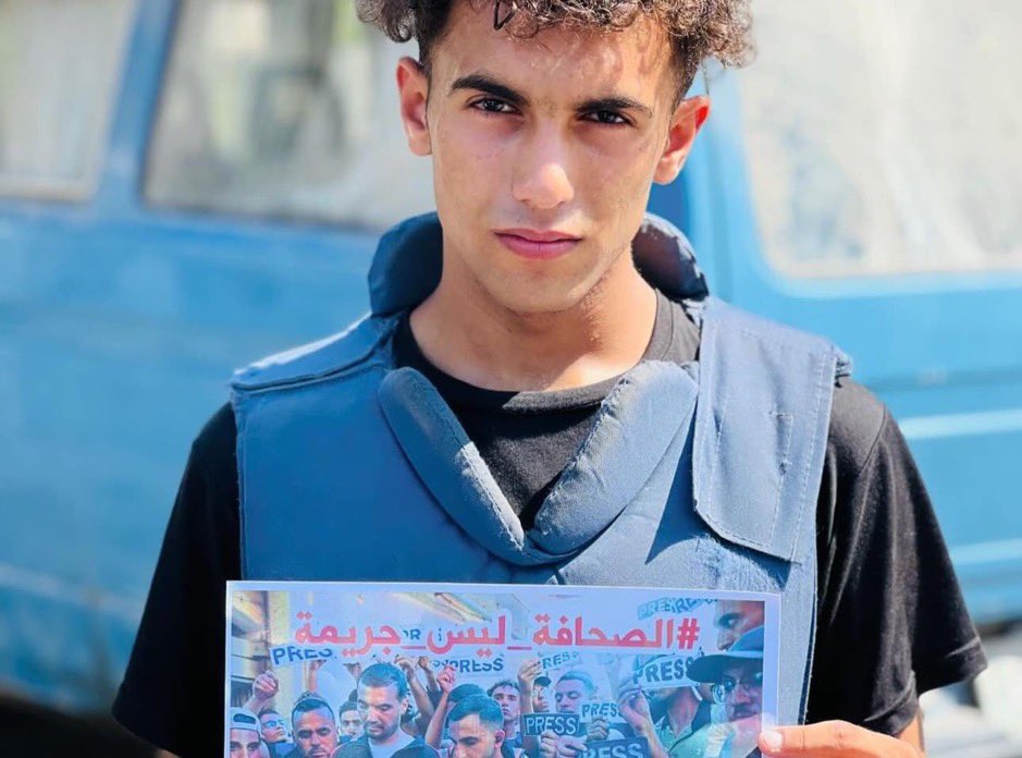 Israeli army threatens journalist Hassan Hamad over reporting