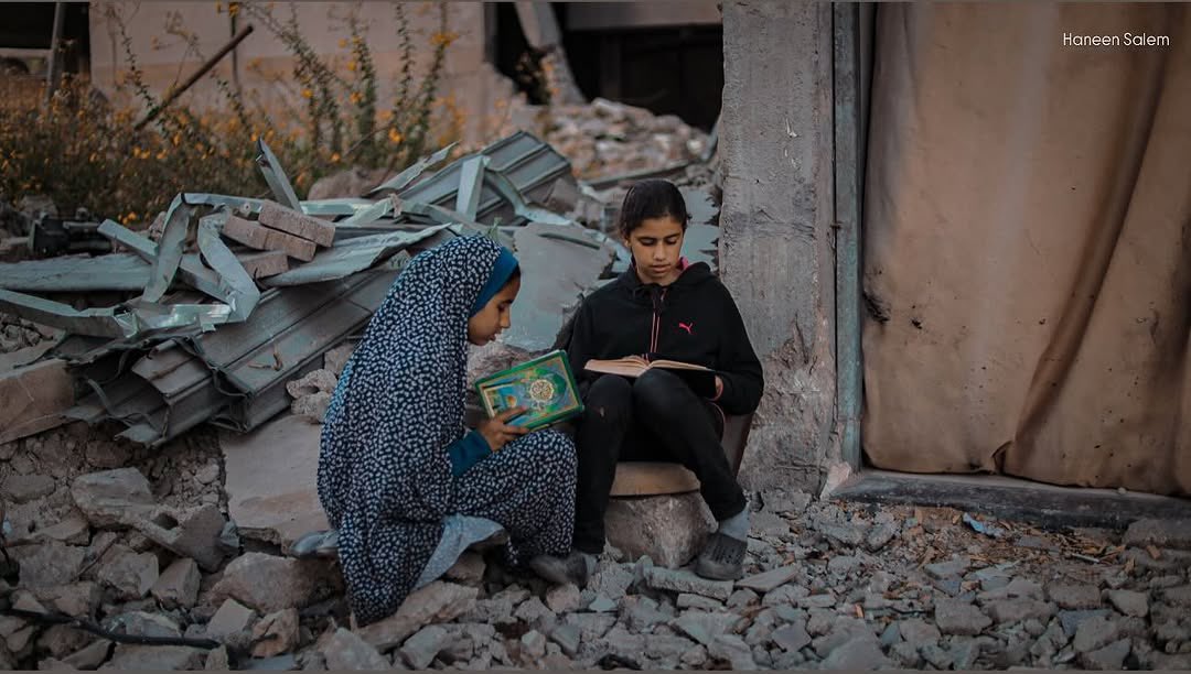 Young Girls Reciting Quran Among Gaza Rubble