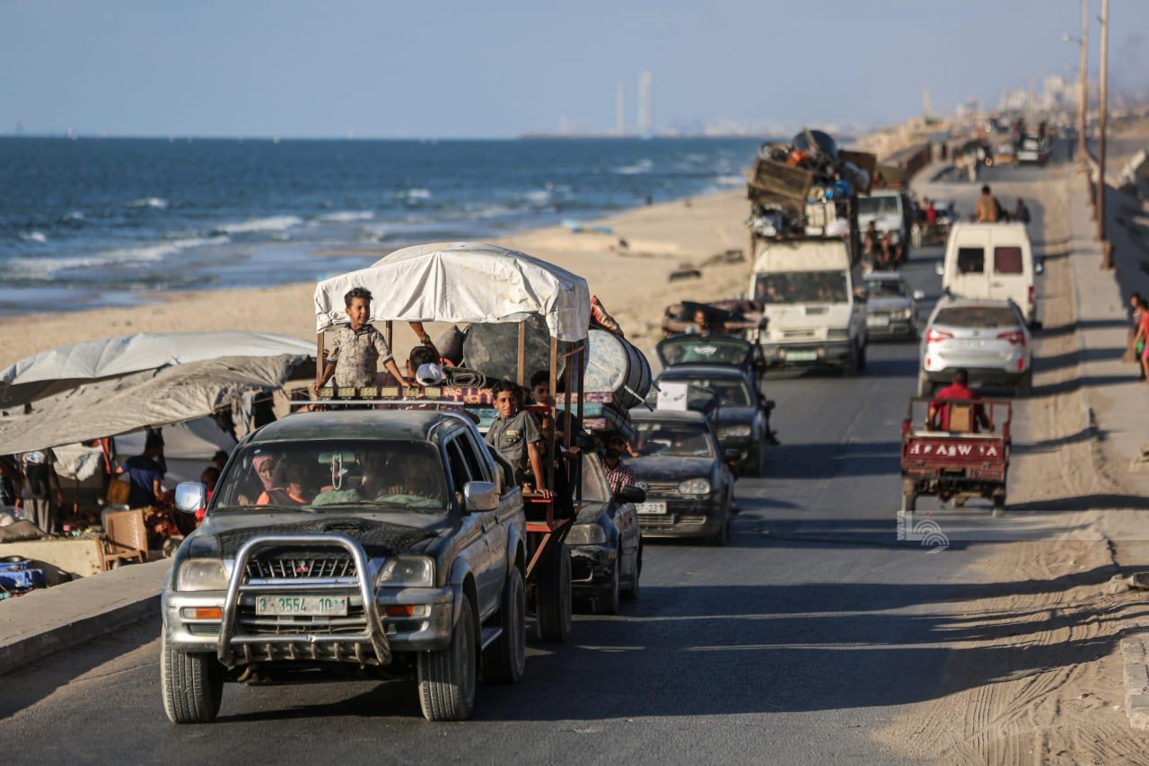 Bombing Civilians: A Crime Against Humanity, Not War