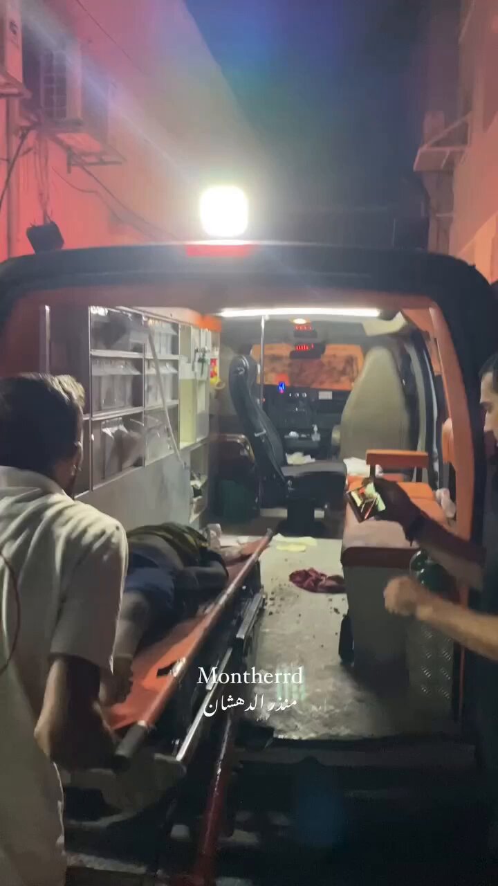 Israeli airstrike kills 5 Palestinians in Gaza neighborhoods