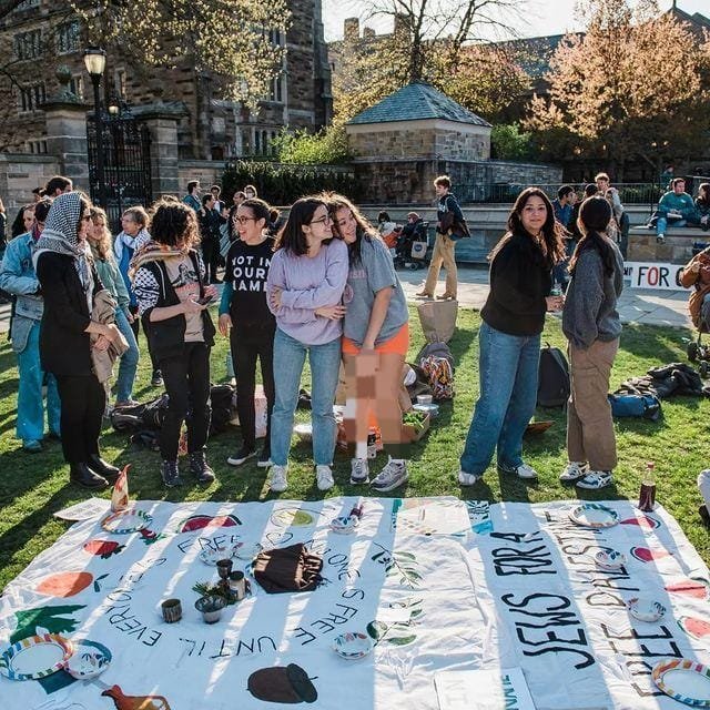 Yale Students Demand Divestment from Military Weapons Manufacturing