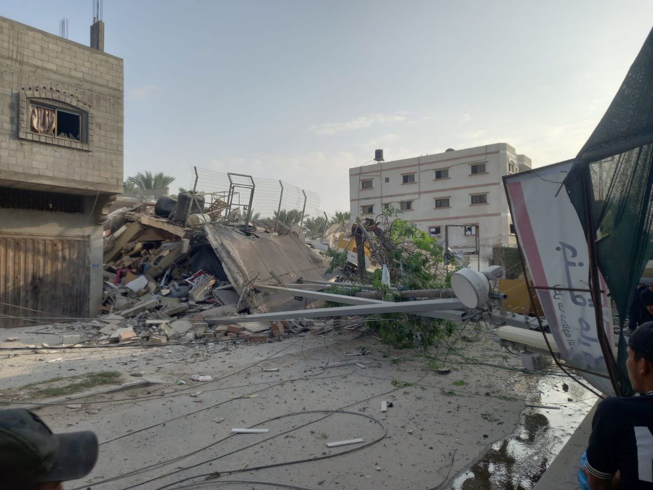 Israeli forces bomb house in Deir al-Balah Gaza