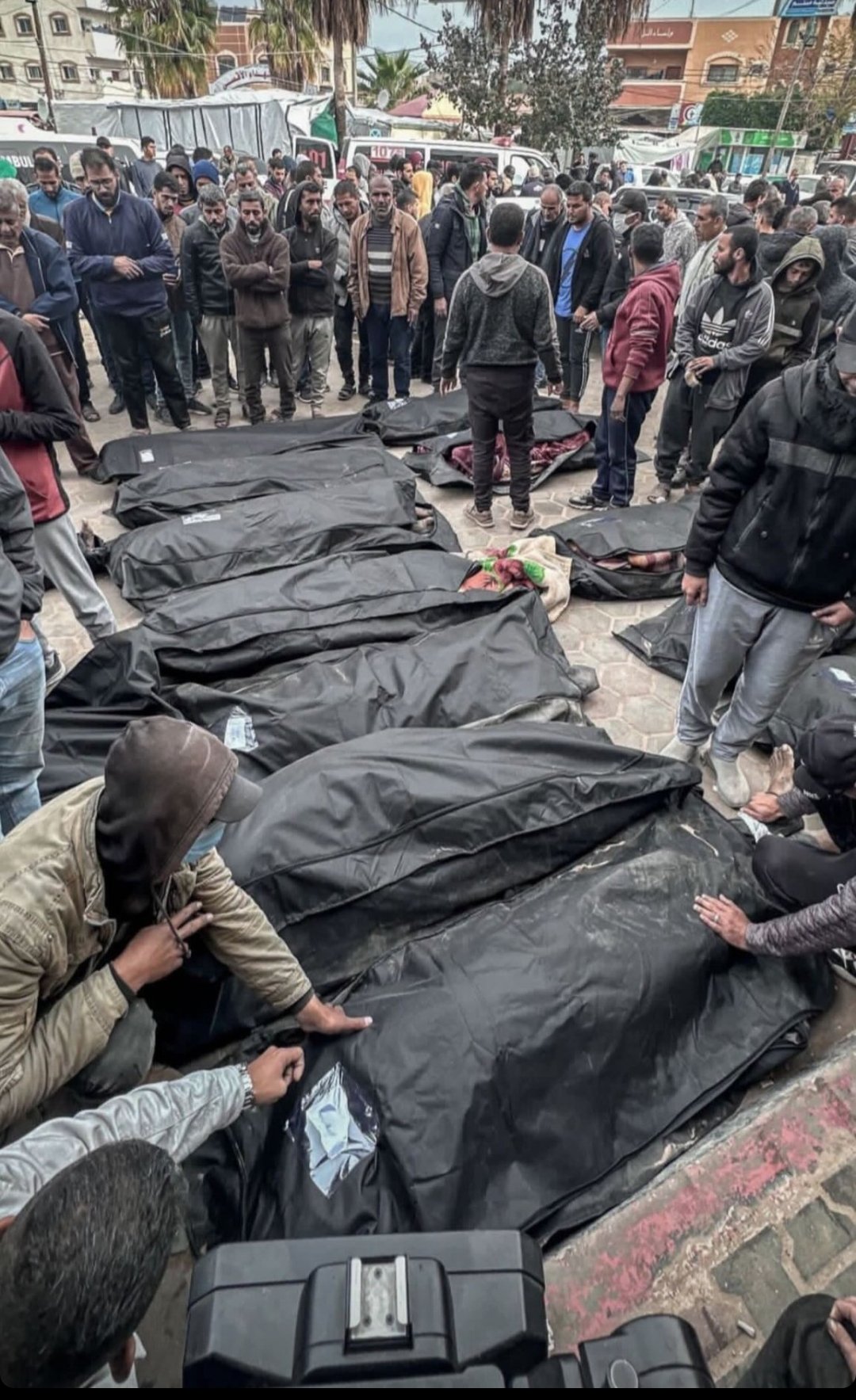 Israeli forces kill 104 Palestinians amid ongoing massacres