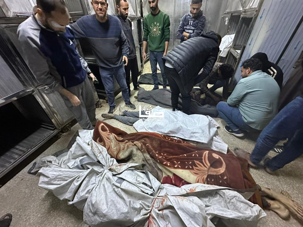 Israeli airstrikes kill civilians in Khan Younis and Jabalia