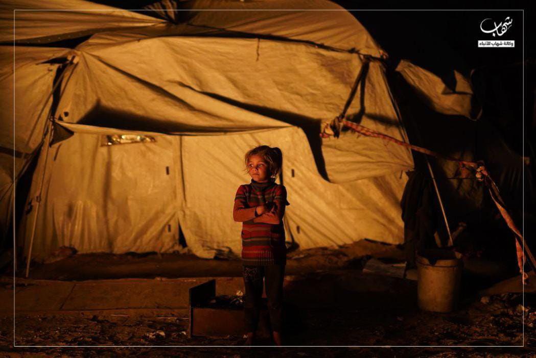 Palestinians endure nightly hardship living in Gaza City street tents