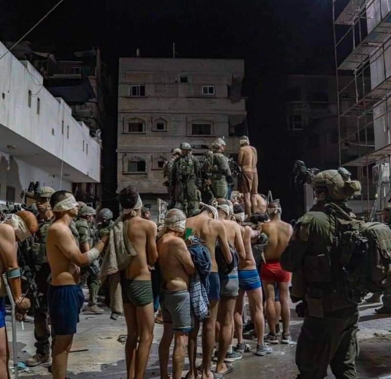 Israeli Army Arrests Palestinian Hospital Patients in Jabaliya