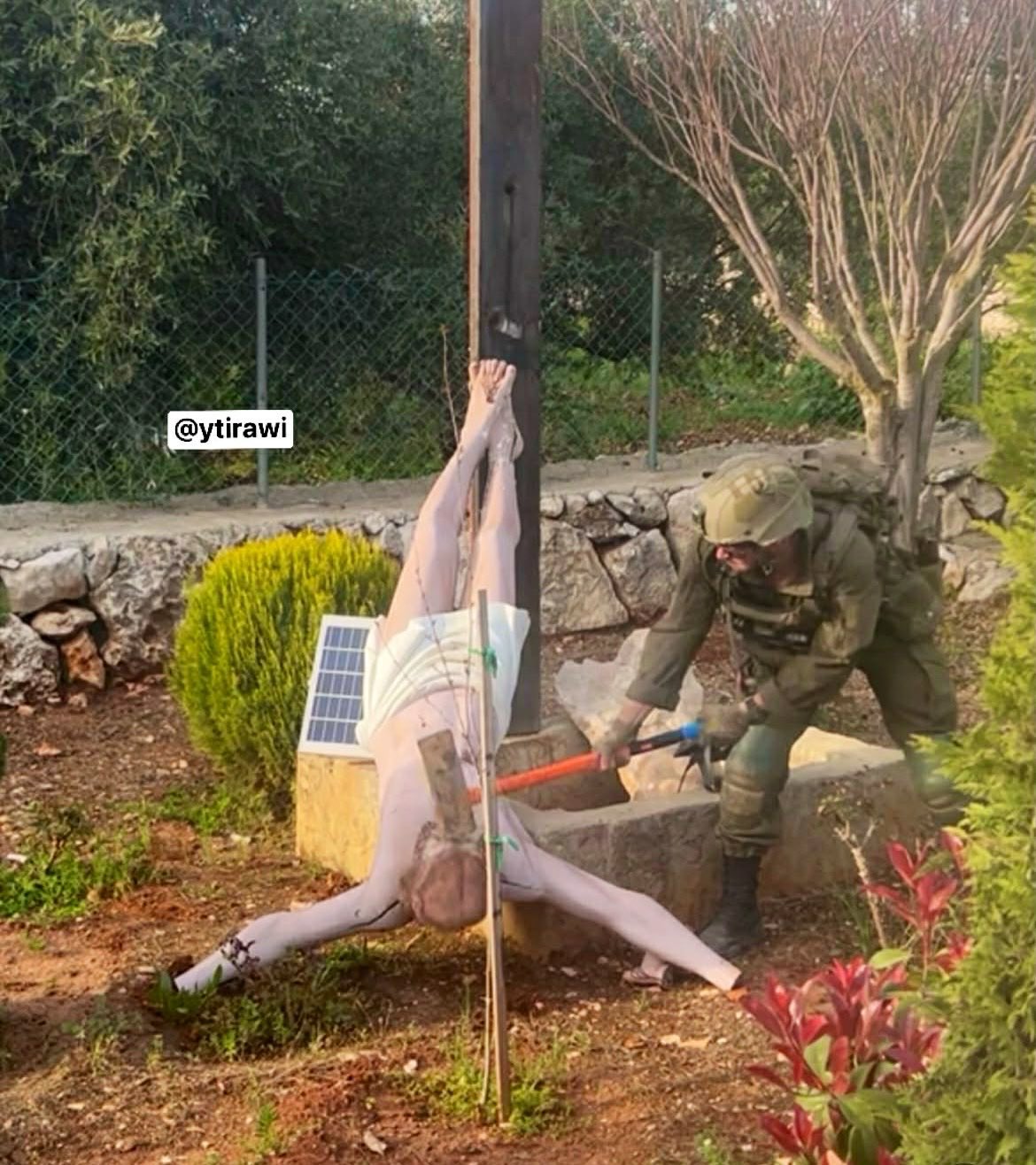 Israeli soldier destroys Jesus statue in South Lebanon
