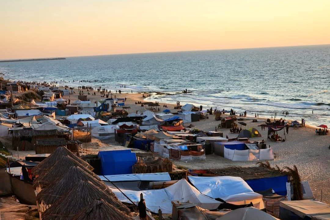 Gaza displacement crisis: 2 million people in 15 square miles