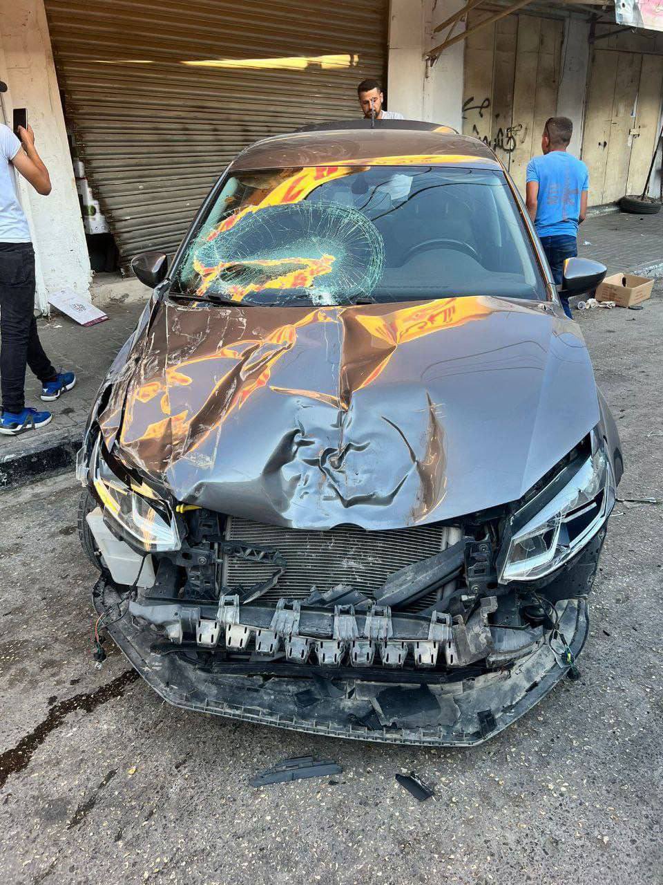 Israeli forces vandalize Palestinian vehicles during Jenin raid