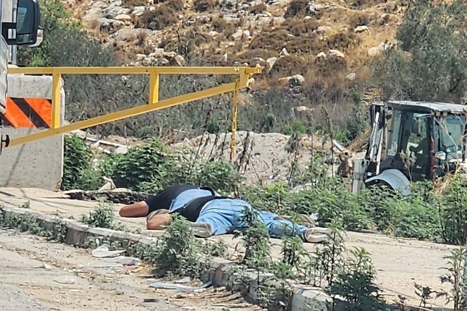 Israeli forces accused of abducting Palestinians at Tulkarm checkpoint