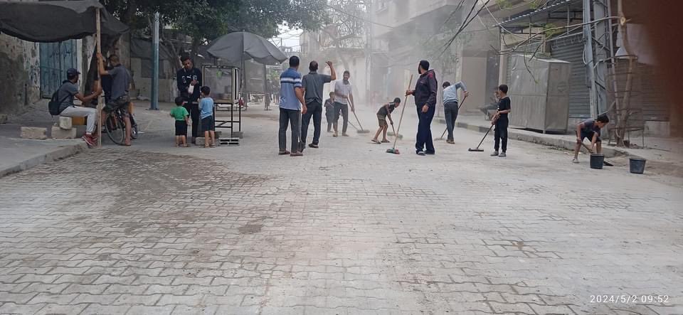 Al-Shuja’iya residents prepare to welcome displaced families home