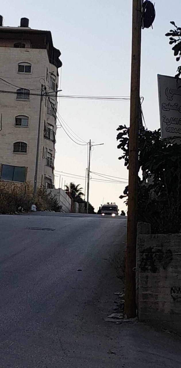 Israeli forces raid Al-Bireh neighborhood west of Ramallah