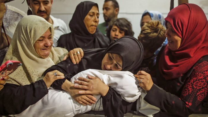 Gaza Ministry Reports 8 Massacres, 84 Killed in 24 Hours