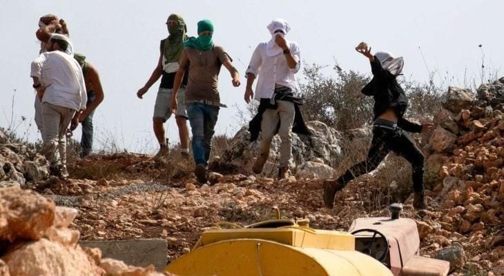 Israeli settlers attack Palestinian vehicles with stones near Nablus