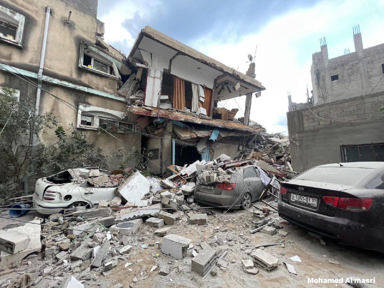 Israeli warplane destroys Palestinian house in Gaza