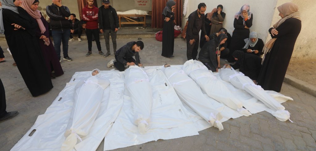 Israeli airstrikes kill 20 in Gaza