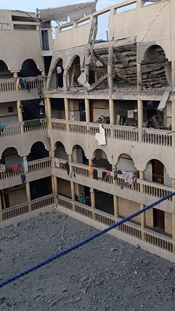 Israeli bombing of Al Tabi’een School kills 27 displaced persons