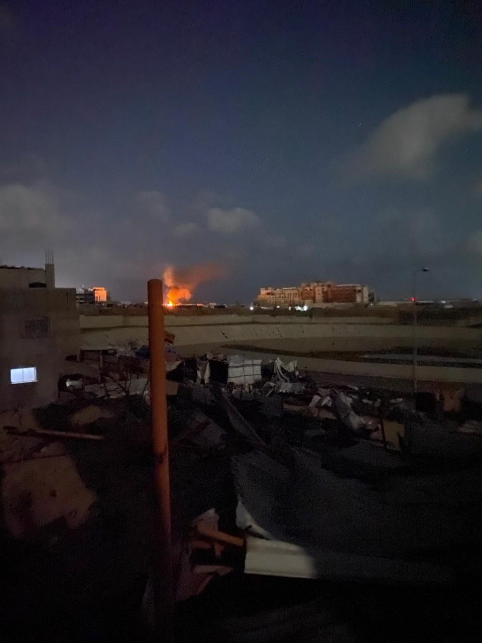 Israeli airstrike kills pregnant woman child Khan Younis