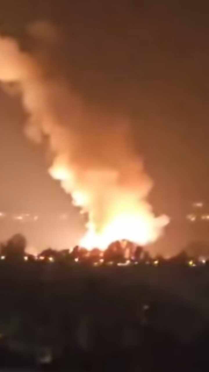Israeli Carpet Bombing Reported in East Gaza City Neighborhoods