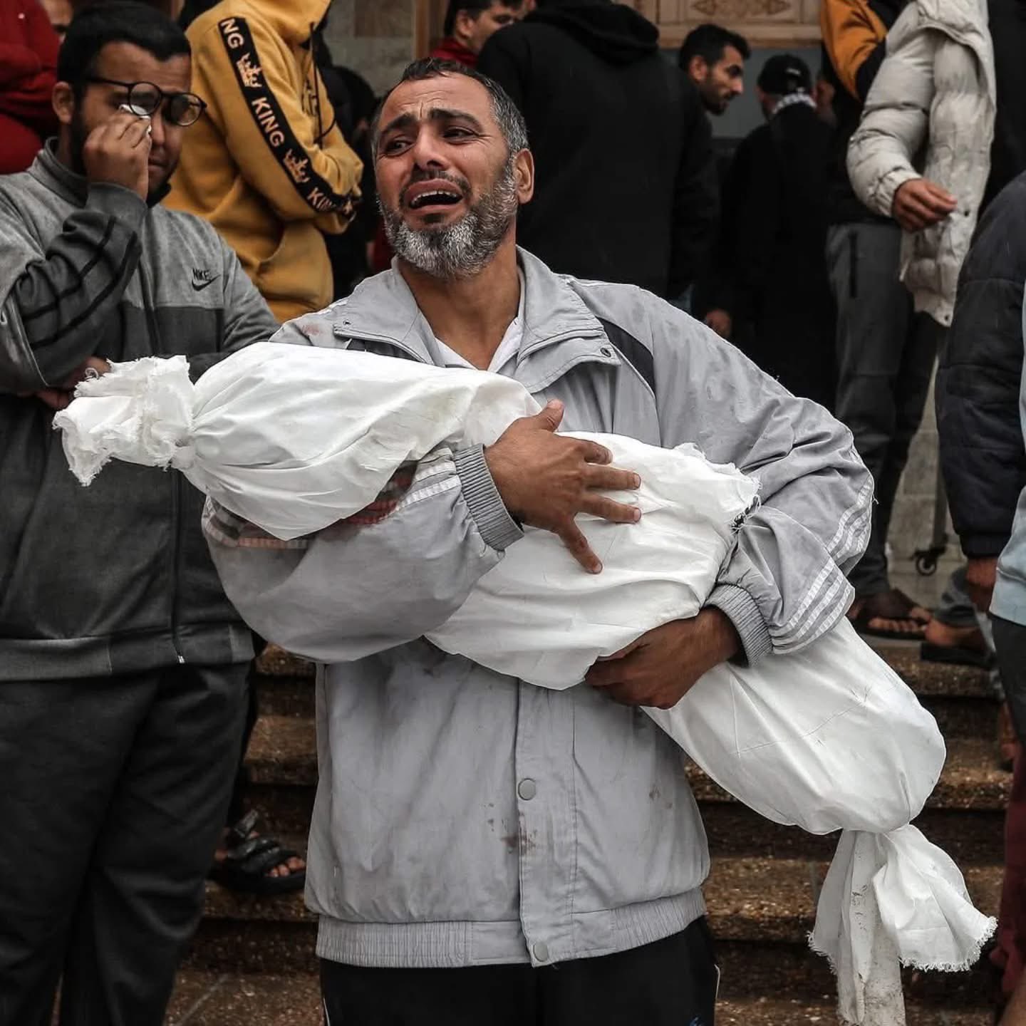 Israeli Airstrikes Kill Six in Gaza Neighborhoods