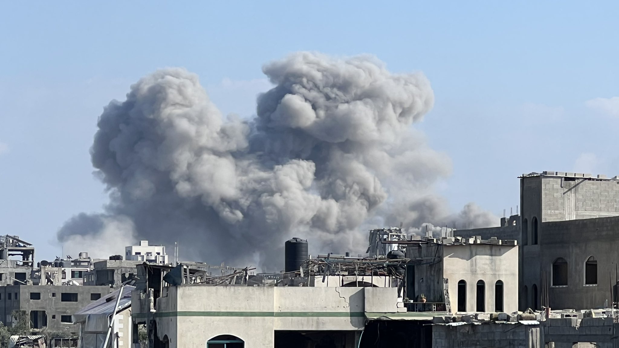 Casualties reported in Al Zaytoun during Gaza bombing
