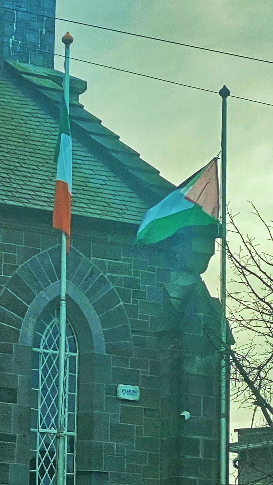 Irish Town Hall Displays Palestinian Flag Alongside National Colors