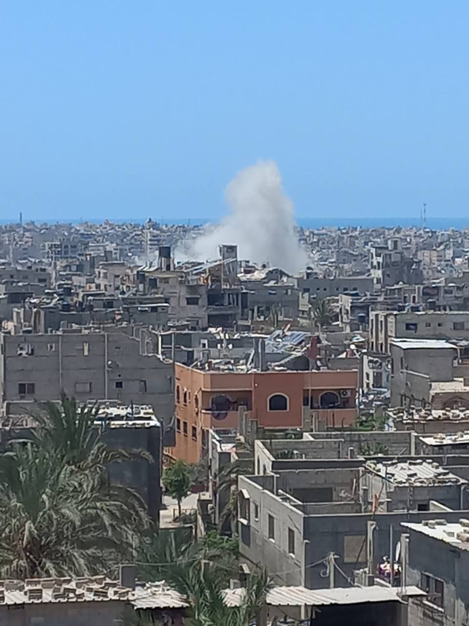 Israeli airstrike kills casualties in Khan Younis Gaza