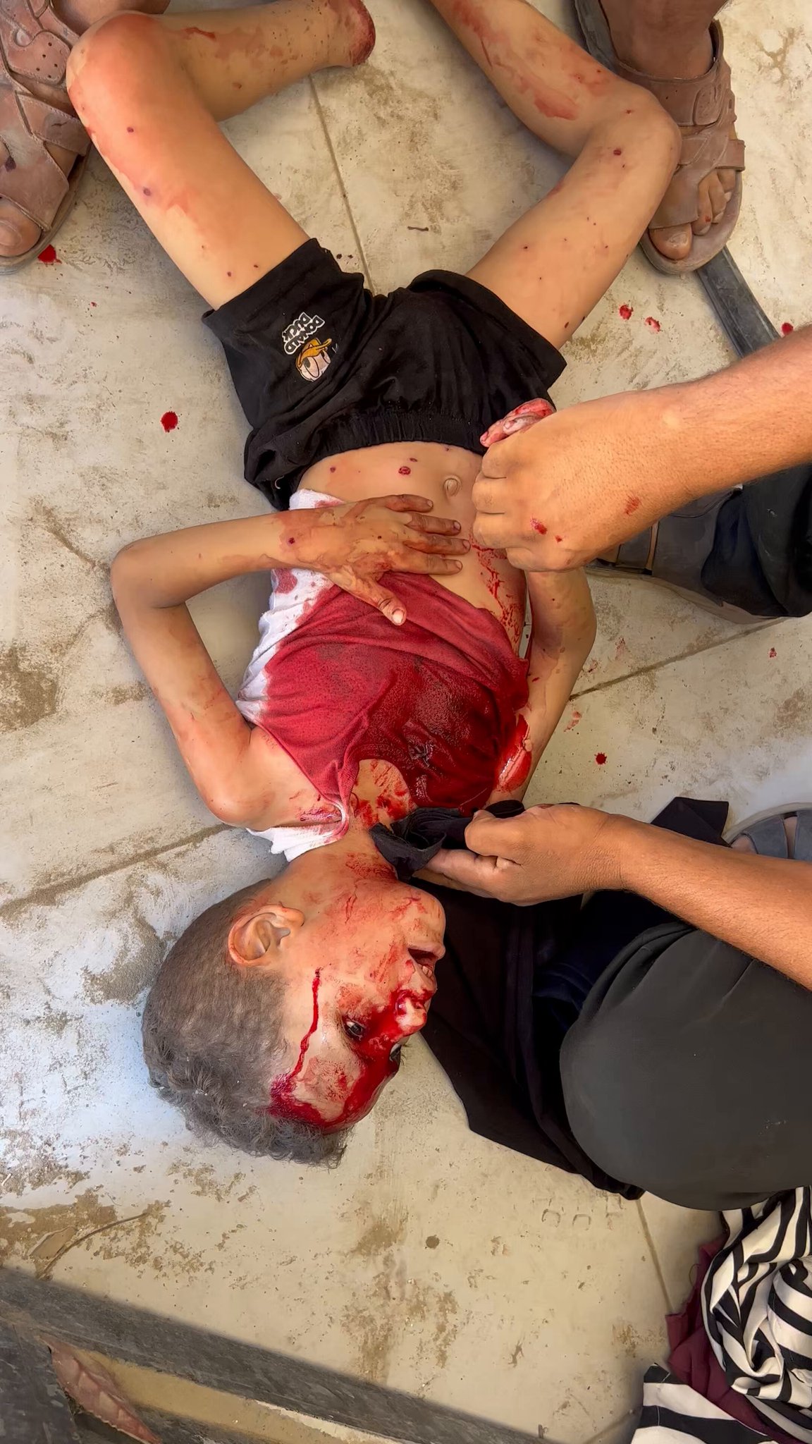 Israeli bombing kills woman, wounds children in Gaza City