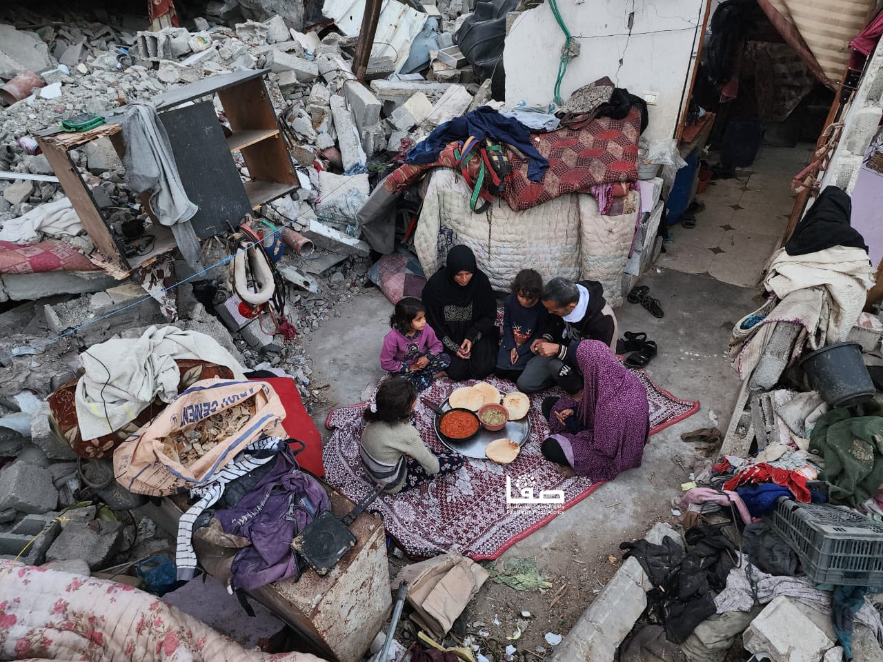 Al Rabayaa family in Rafah breaks fast after home bombed