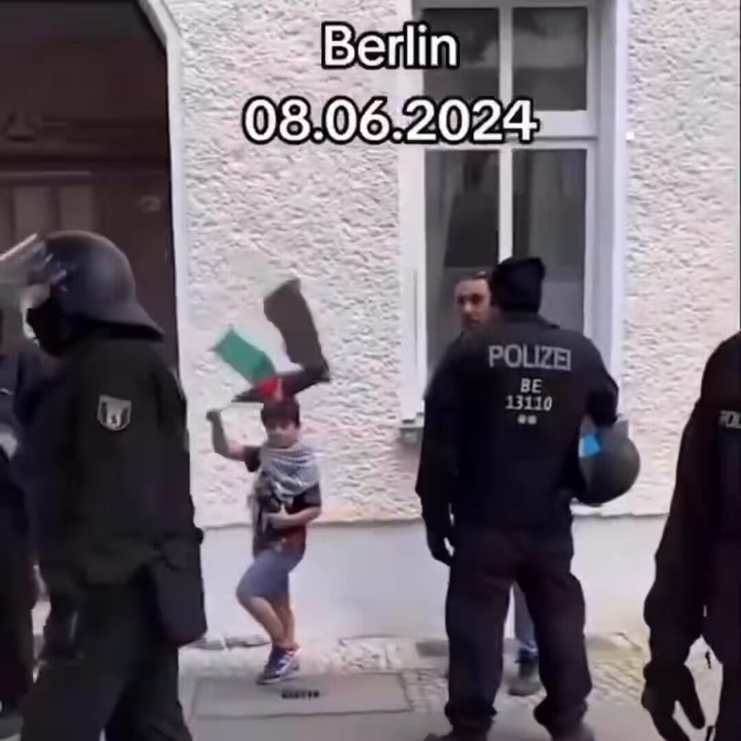 German police detain 6-year-old boy for waving Palestinian flag
