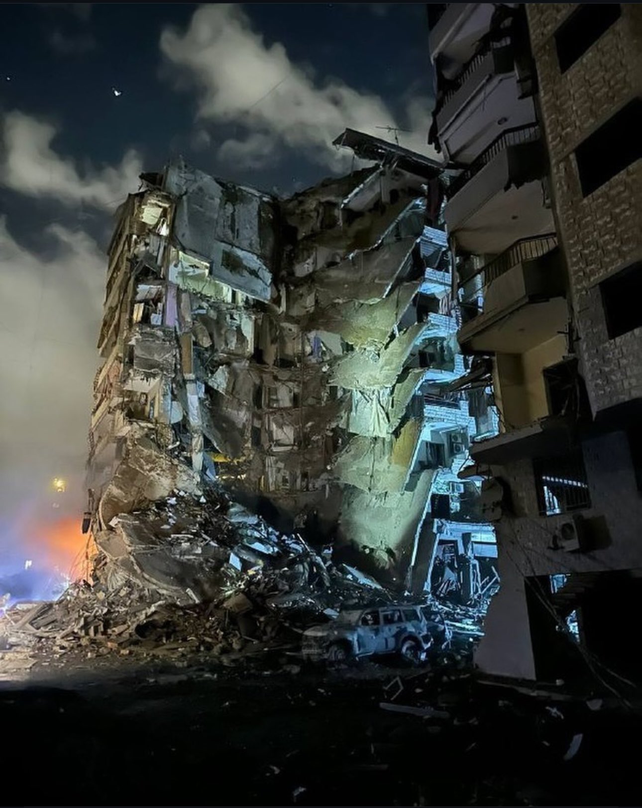 Israeli Airstrike Destroys Residential Building in Beirut Suburb