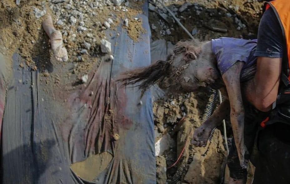Gaza airstrikes kill civilians in Shuja’yia and Nuseirat