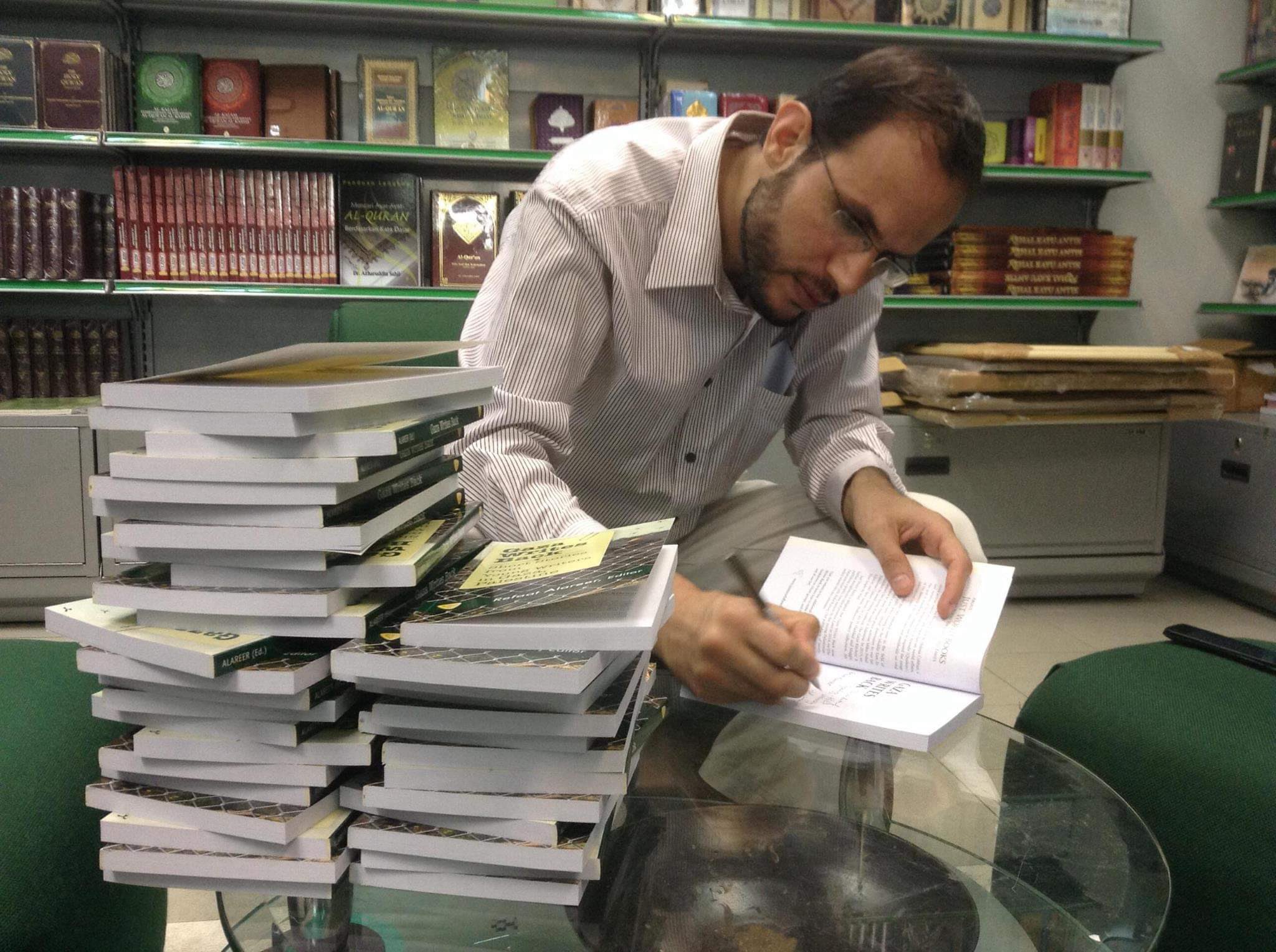 Dr. Refaat Alareer: His Story Lives Forever