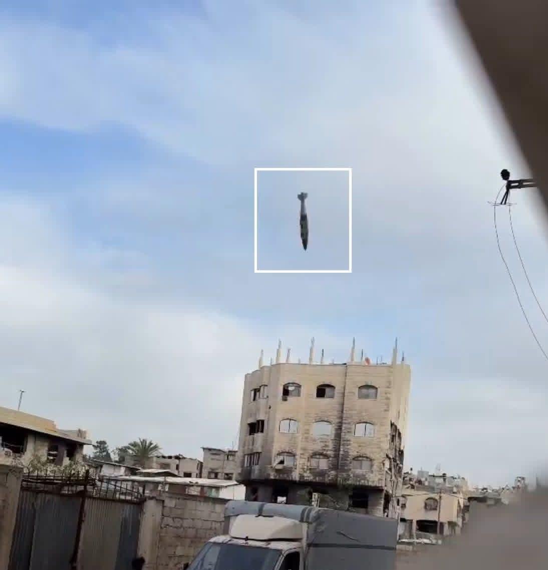 Military monitoring reports MK-84 bomb strike in Gaza’s Al-Zeitoun