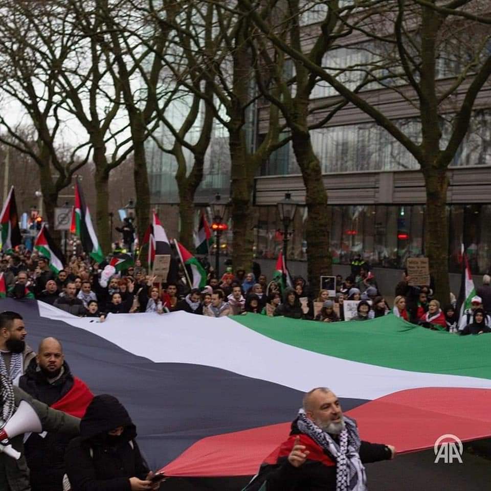 Hague Protests Israeli Operations in Gaza