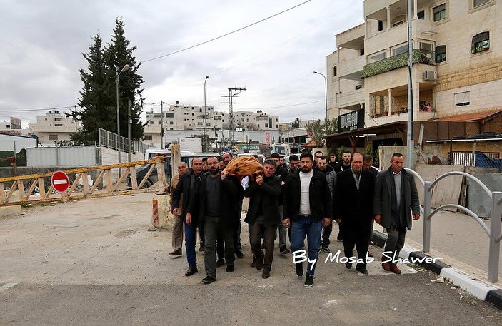 Palestinian Woman Dies Due to Hebron Checkpoint Restrictions