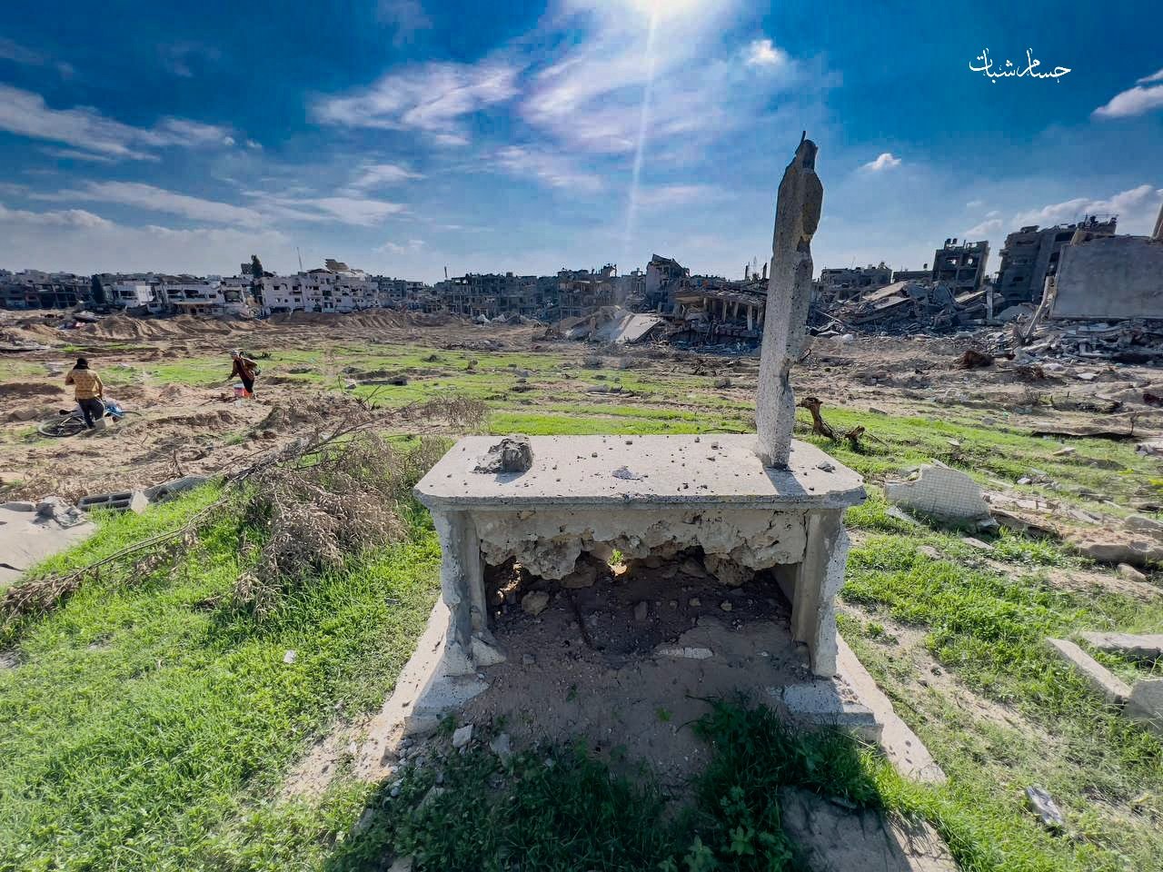 Enemy forces destroy historic Beit Hanoun cemetery