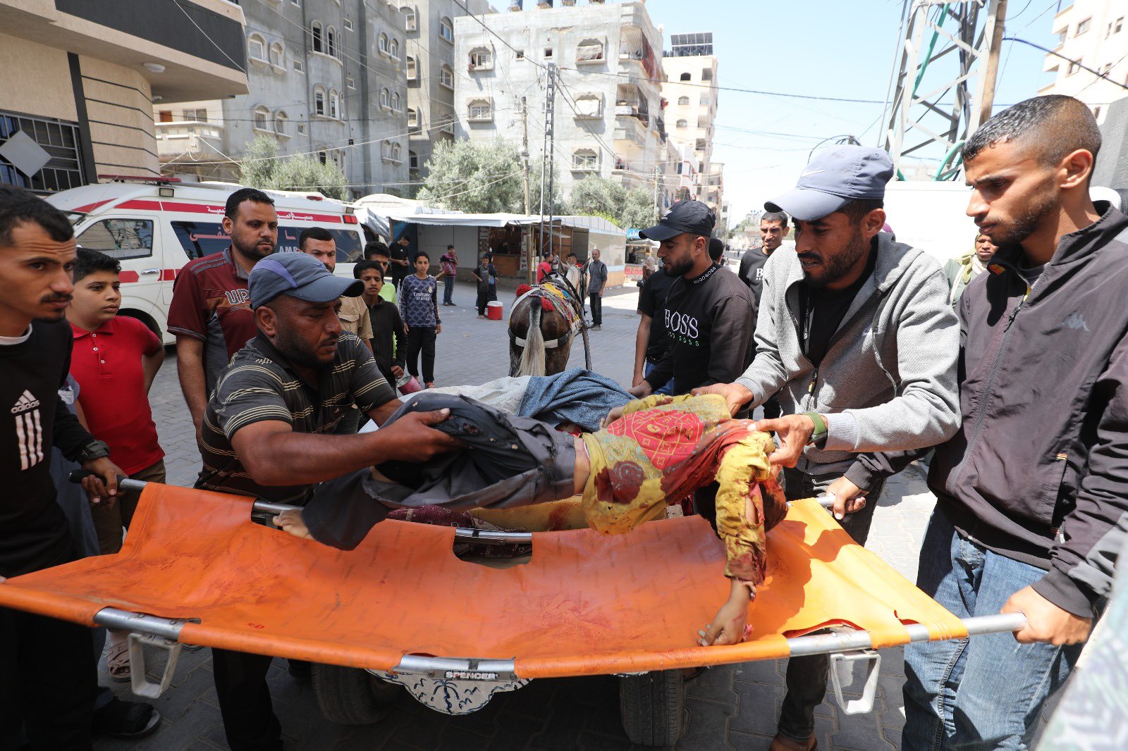 Five Killed in Israeli Bombing of Gaza Kitchen
