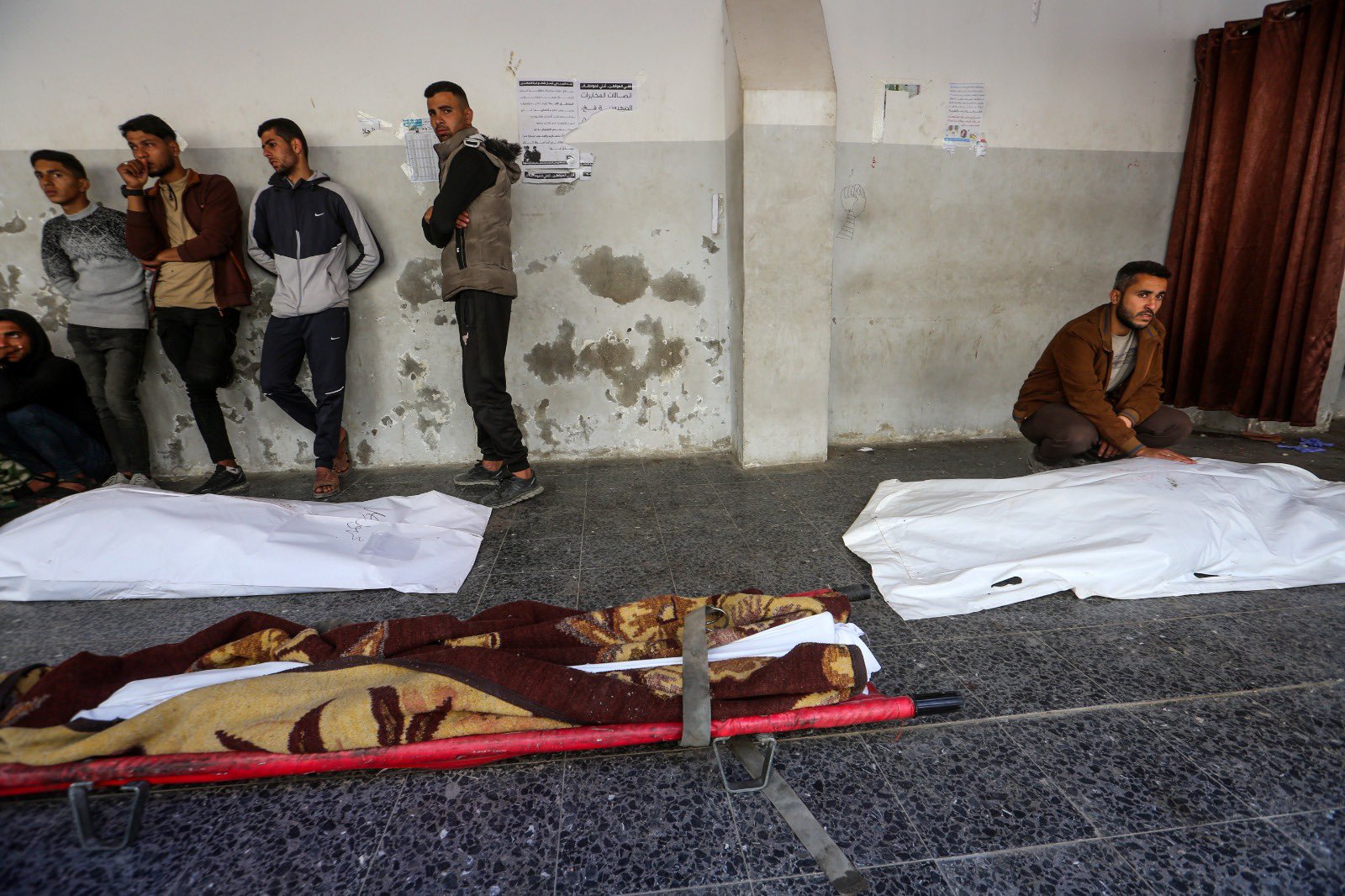 Civilian Deaths Reported in Khan Younis Israeli Bombing
