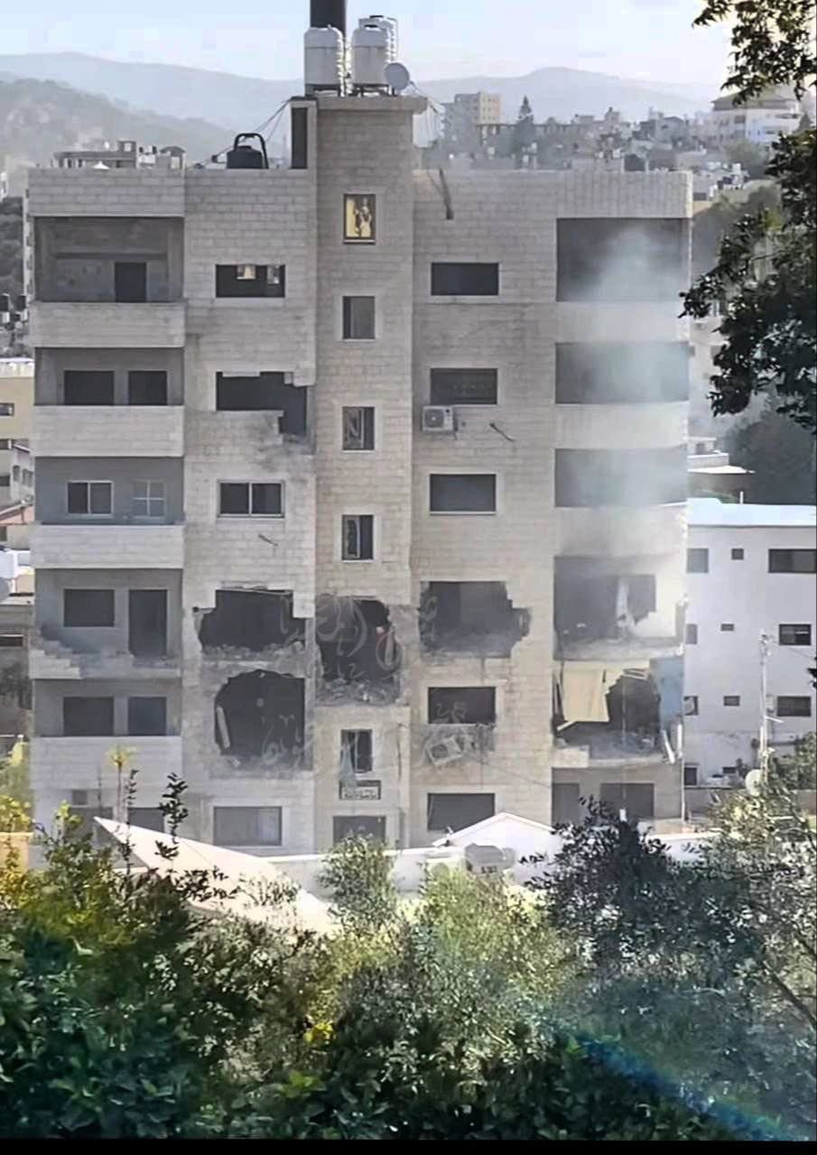 Israeli bombing strikes residential building in Tulkarm