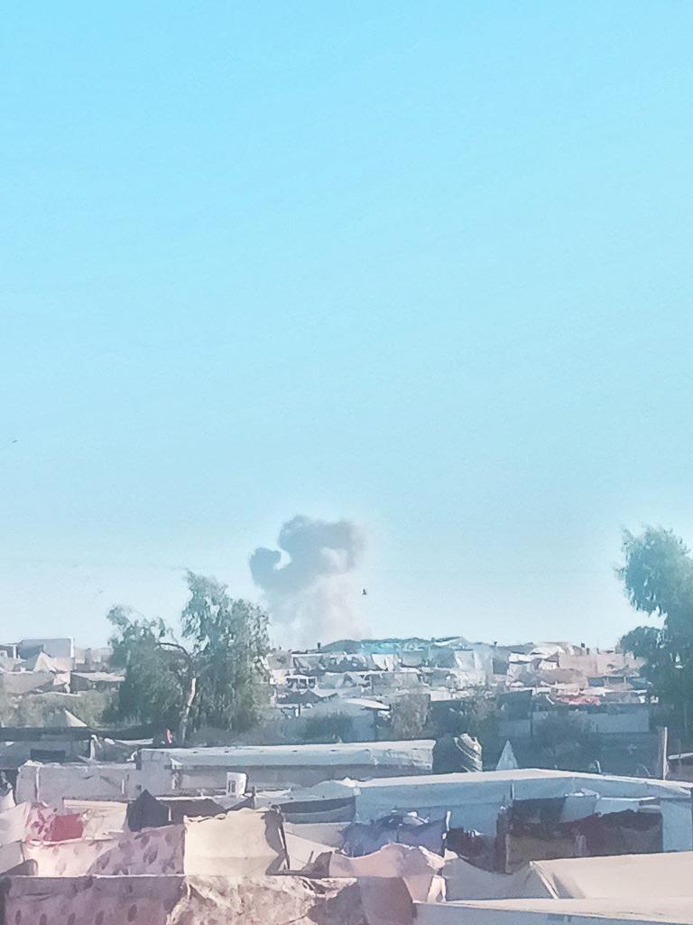 Israeli warplanes detonate homes in central Rafah, Gaza Strip