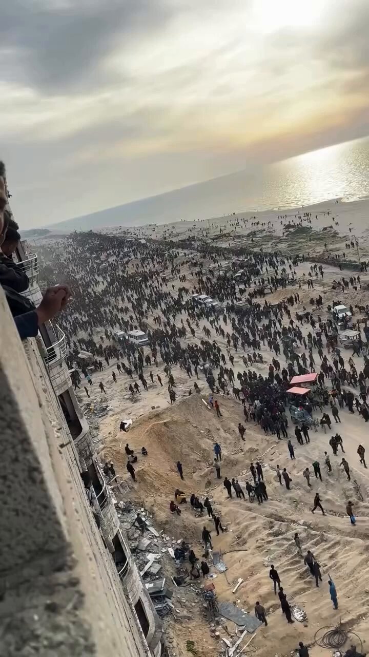 Only 4 trucks entered Gaza Strip since May began