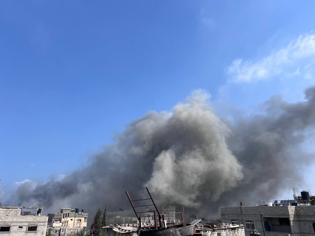 Israeli airstrikes hit Julis Tower in Nuseirat refugee camp