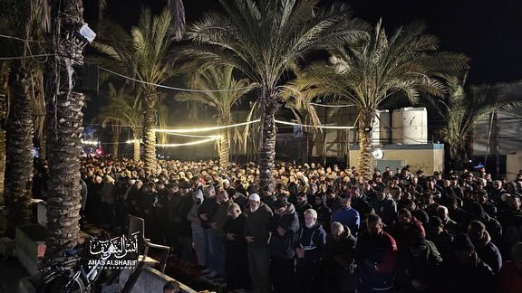Jabalia Camp Residents Observe Tarawih Prayers During Ramadan