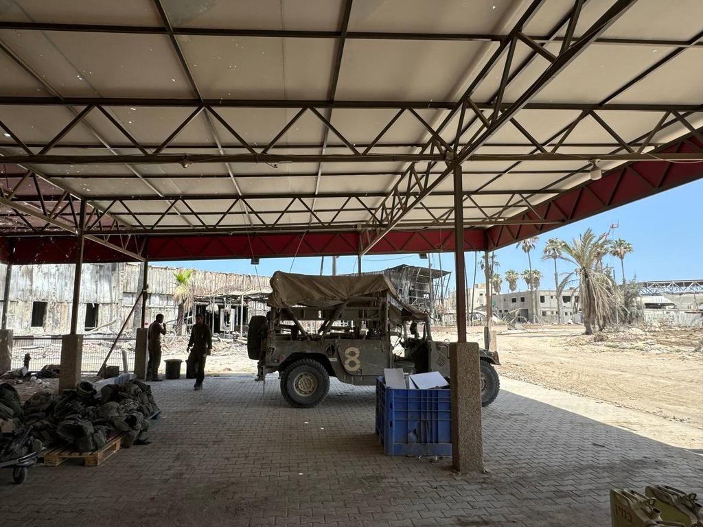Occupation Forces Systematically Destroy Rafah City and Camps