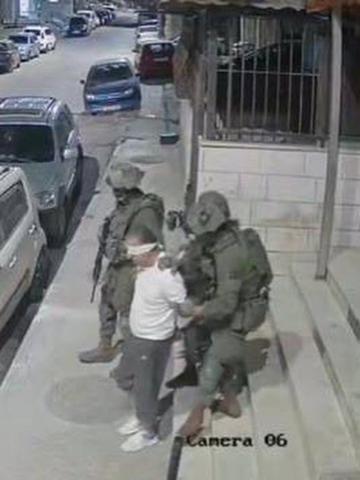 Israeli forces arrest 30+ Palestinians in Nablus raid