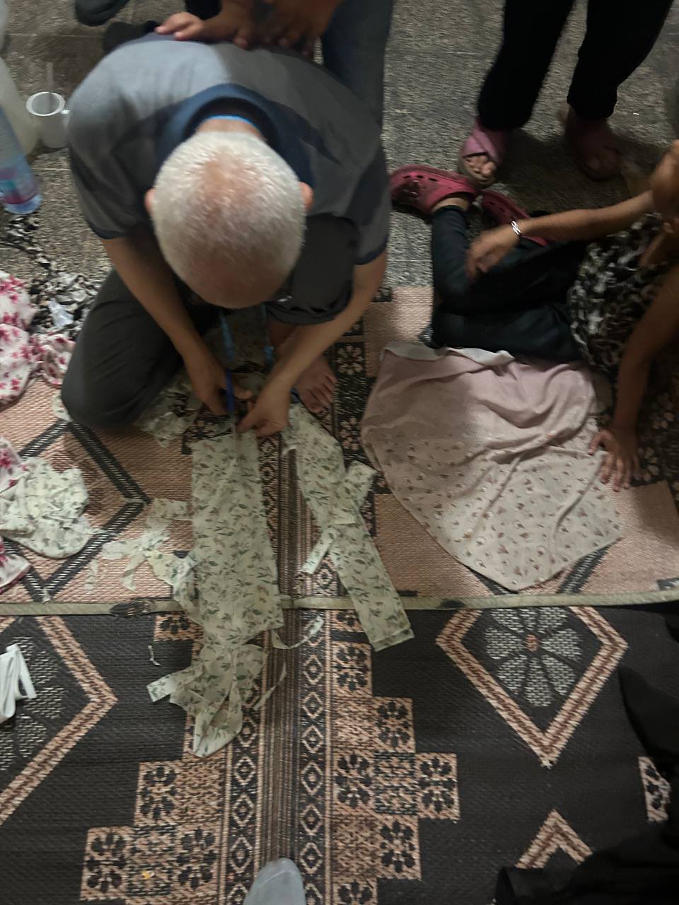 Dressmaker brings joy to Gaza children for Eid