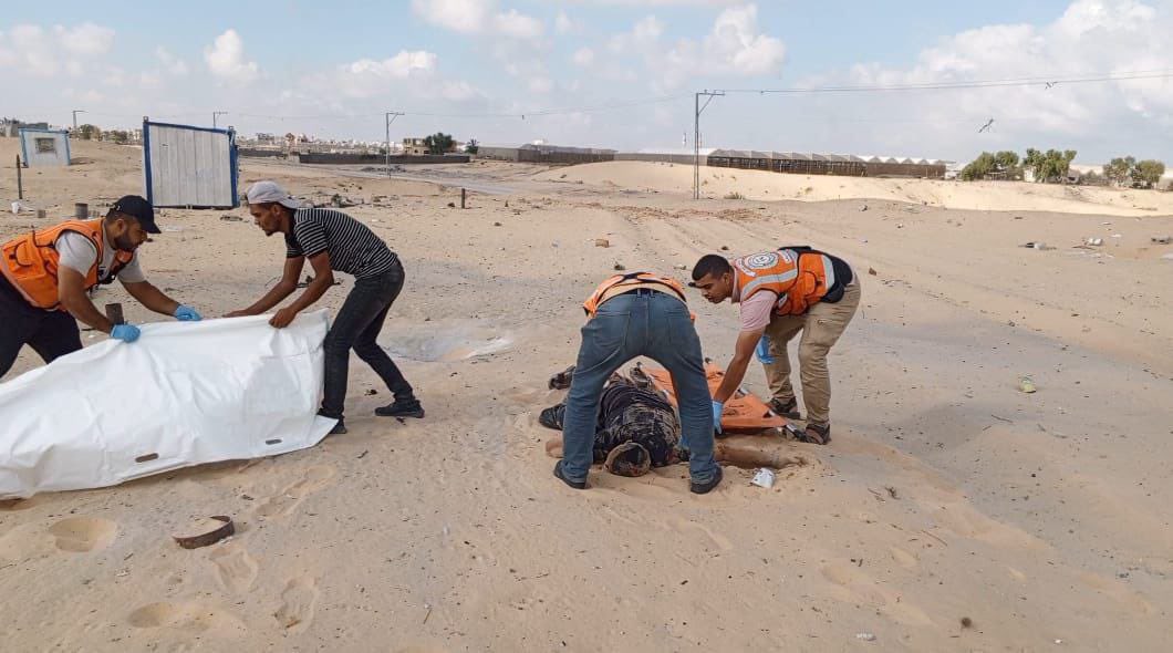 Civil Defense Evacuates Wounded Palestinian, Recovers Body in Rafah