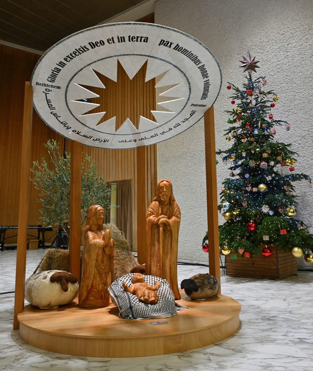 Pope Francis Inaugurates Vatican Nativity with Peace Message